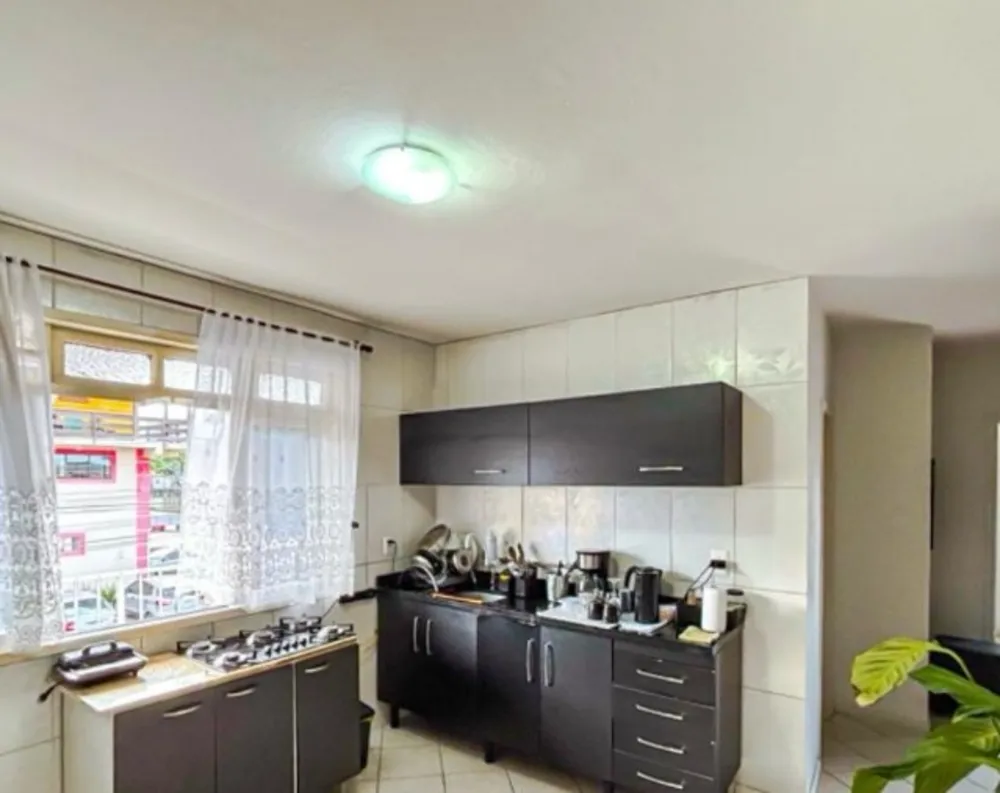 Sobrado, 3 quartos, 330 m² - Foto 1