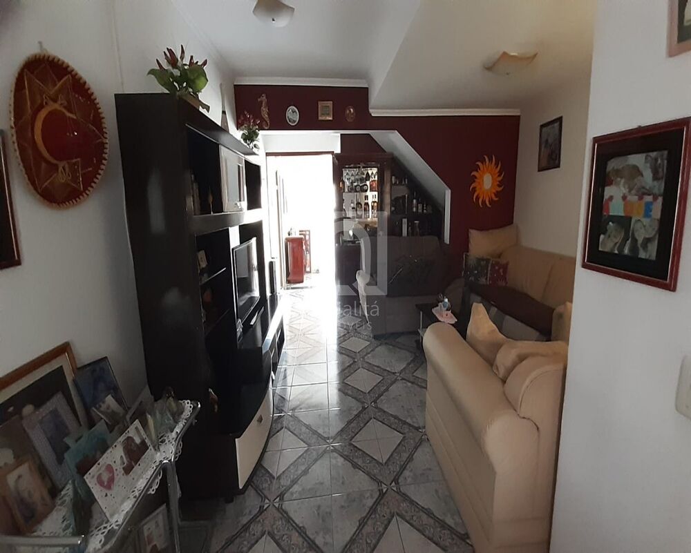 Casa de Condomínio à venda com 4 quartos, 242m² - Foto 5