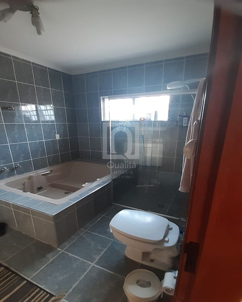 Casa de Condomínio à venda com 4 quartos, 242m² - Foto 12