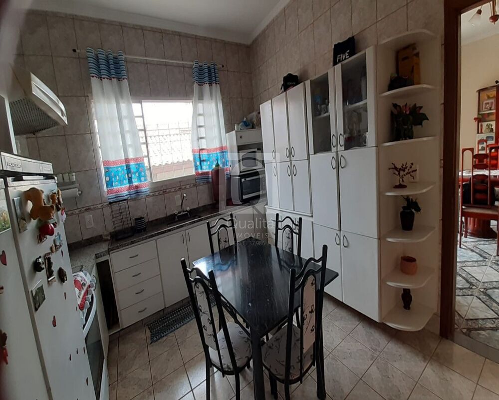 Casa de Condomínio à venda com 4 quartos, 242m² - Foto 14