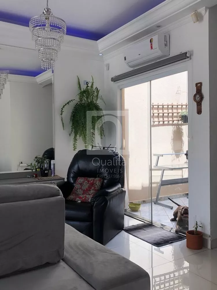 Casa à venda com 4 quartos, 150m² - Foto 3