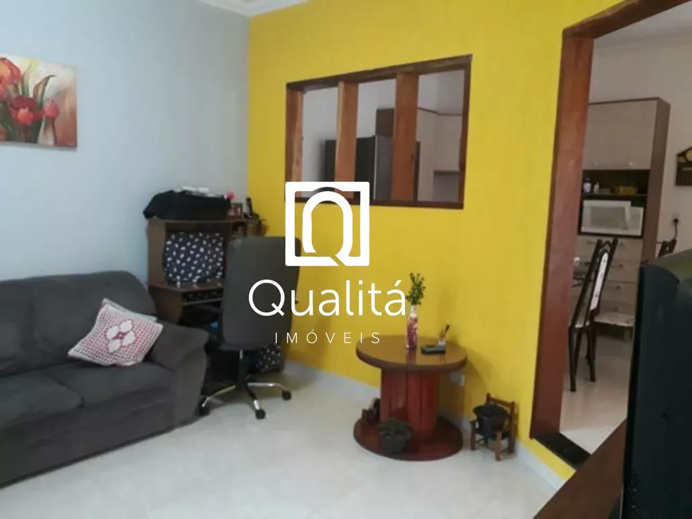 Casa à venda com 2 quartos, 150m² - Foto 1