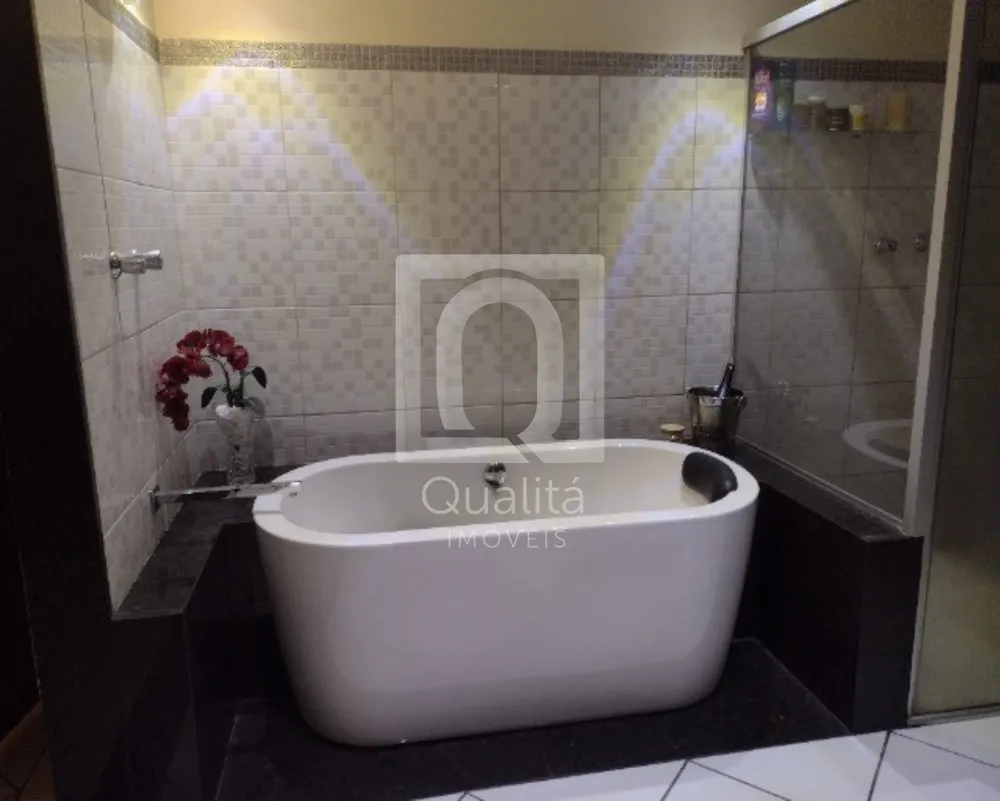 Casa, 2 quartos, 270 m² - Foto 1