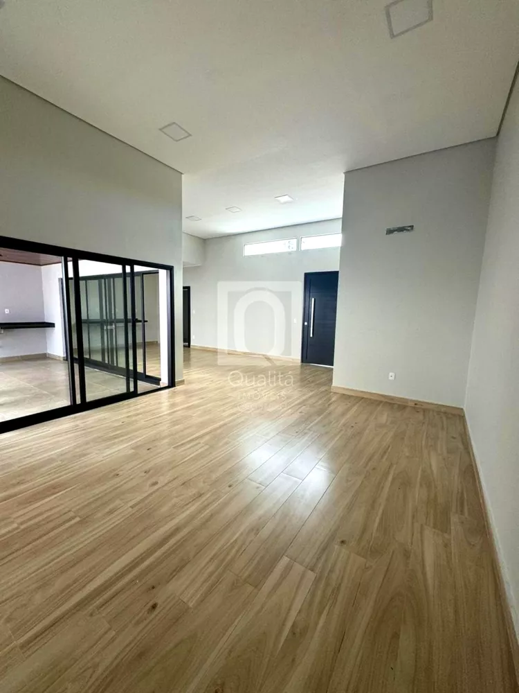 Casa de Condomínio à venda com 3 quartos, 265m² - Foto 1