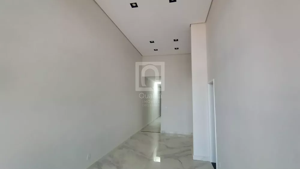 Casa de Condomínio à venda com 3 quartos, 200m² - Foto 2