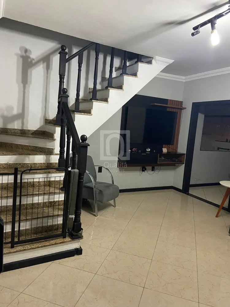 Sobrado, 3 quartos, 242 m² - Foto 5