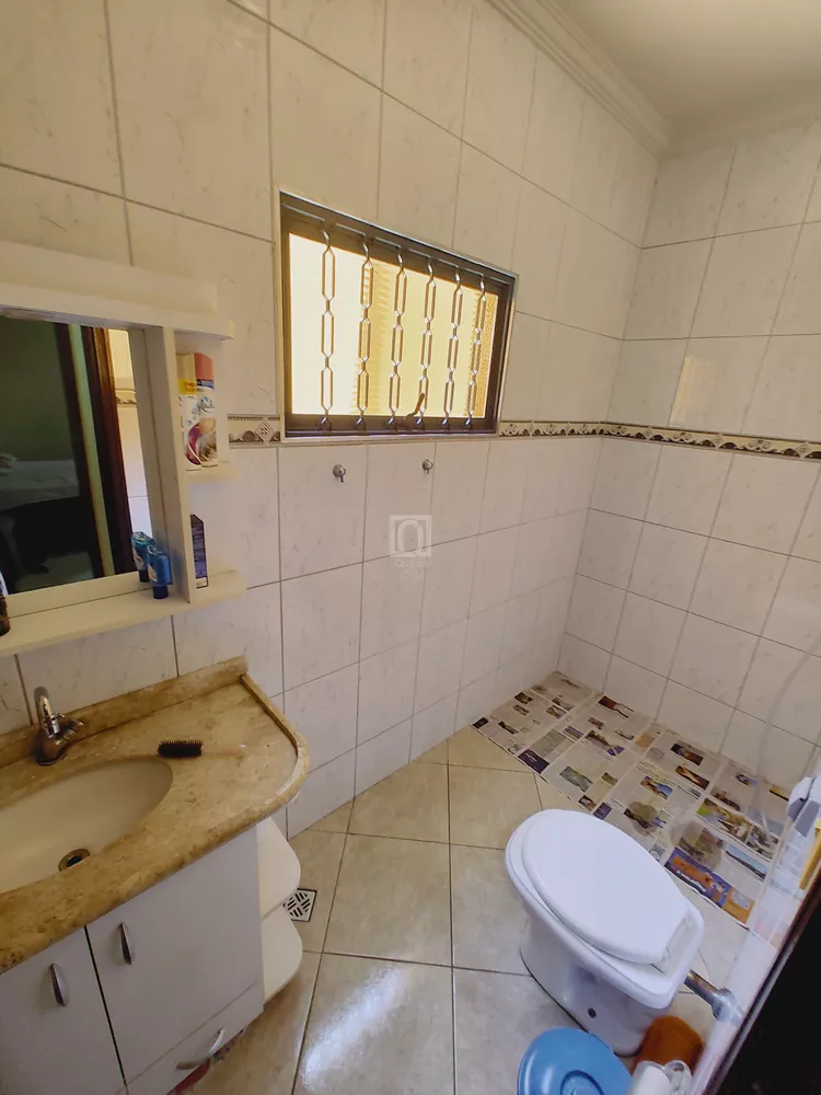 Casa à venda com 3 quartos, 250m² - Foto 7