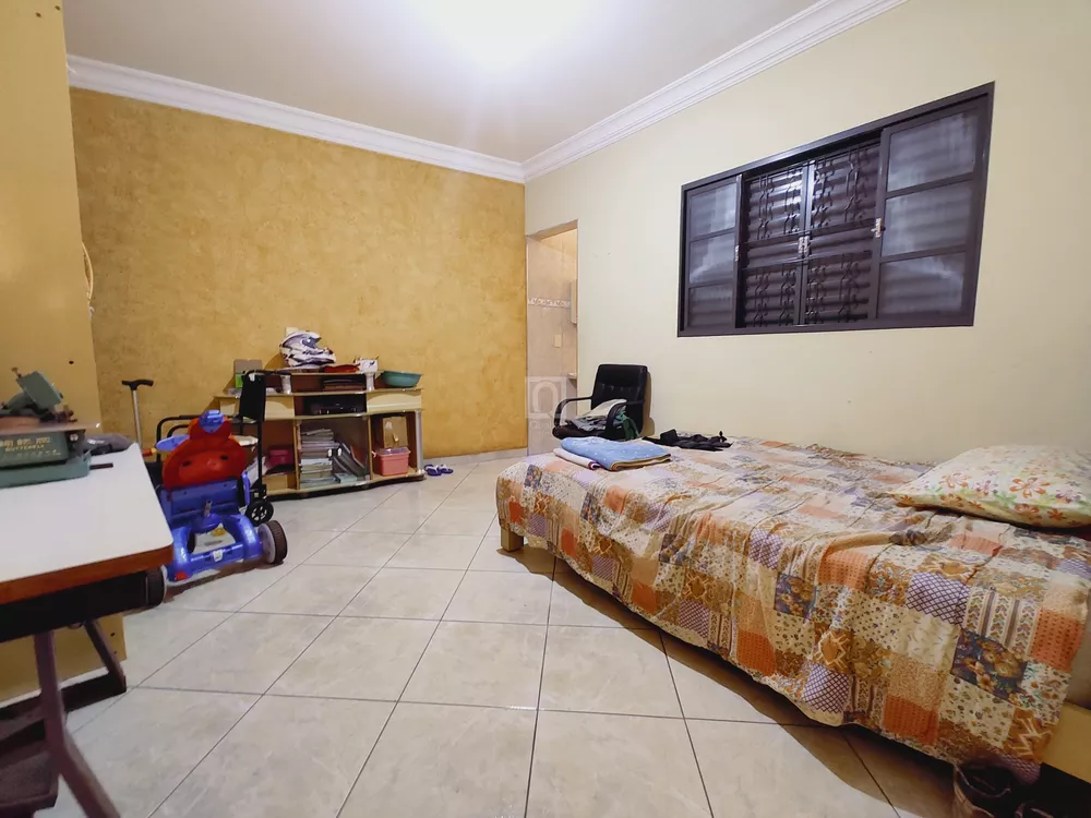 Casa à venda com 3 quartos, 250m² - Foto 5