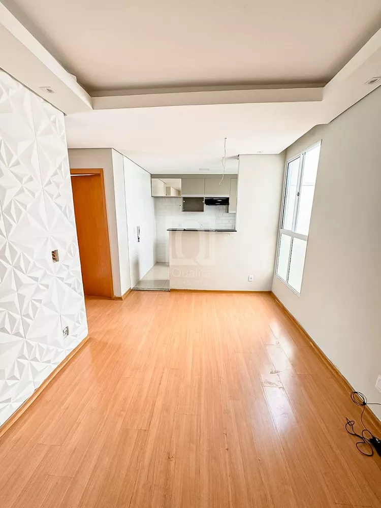 Apartamento à venda com 2 quartos, 42m² - Foto 3