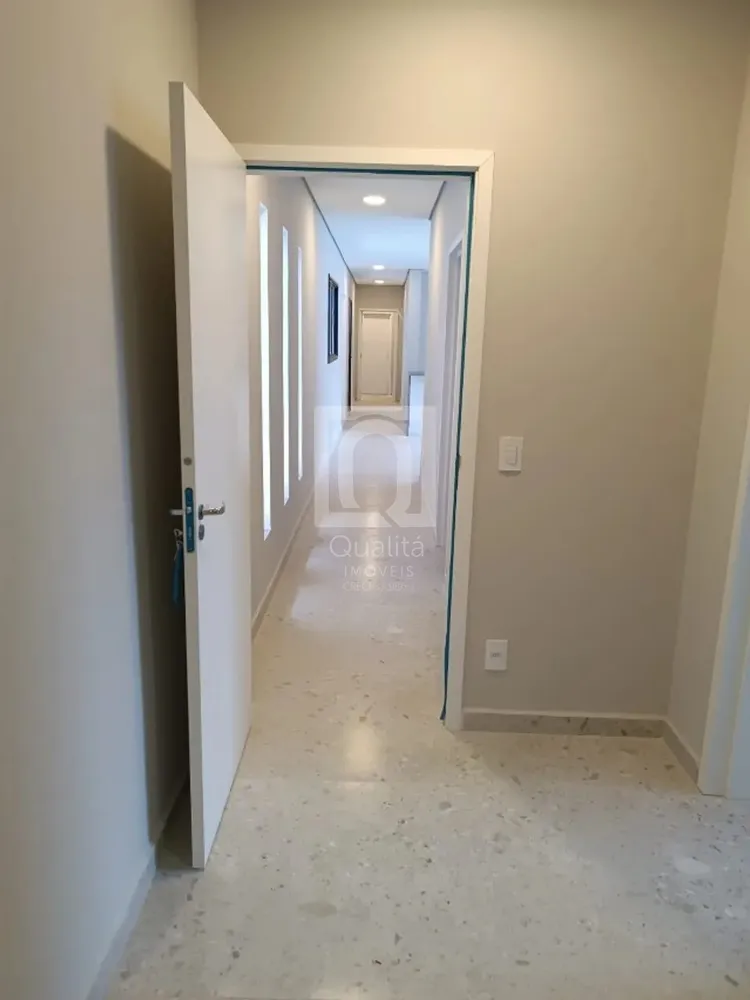 Prédio Inteiro - Foto 1