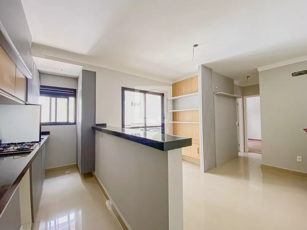 Apartamento à venda com 2 quartos, 55m² - Foto 1