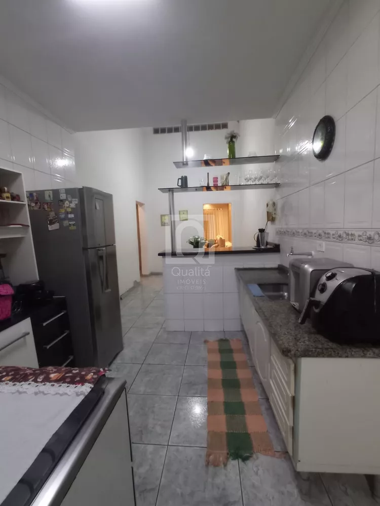 Casa à venda com 3 quartos, 162m² - Foto 8