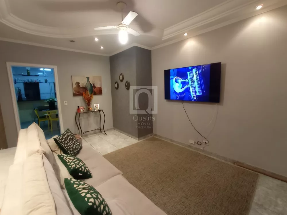 Casa à venda com 3 quartos, 162m² - Foto 2