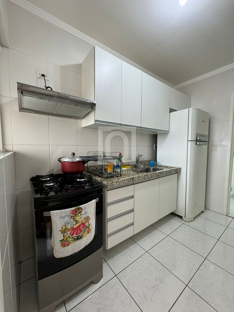 Apartamento à venda com 2 quartos, 65m² - Foto 9