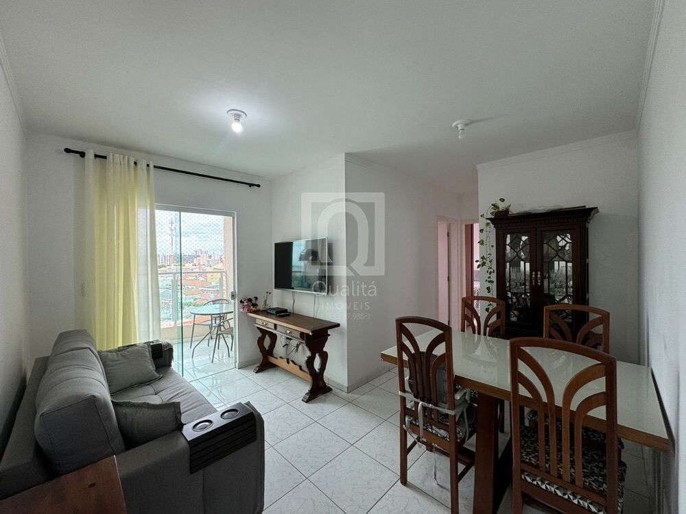Apartamento à venda com 2 quartos, 65m² - Foto 2