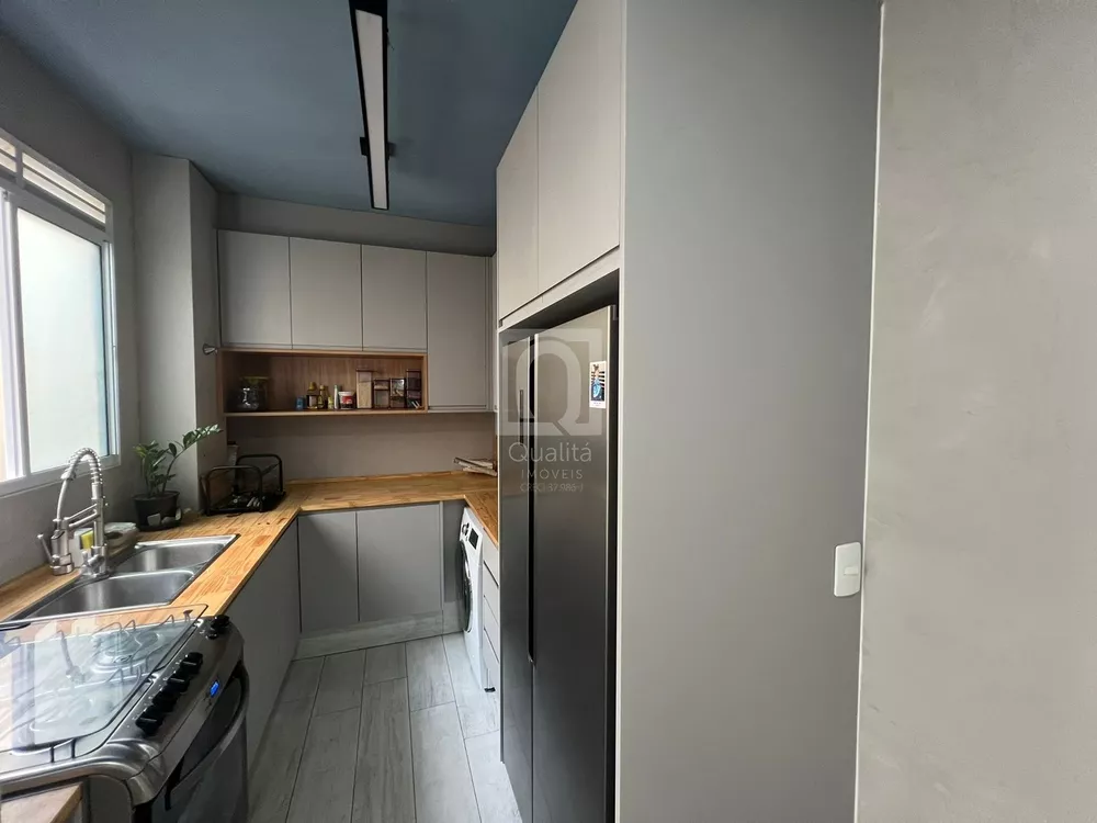 Apartamento à venda com 2 quartos, 40m² - Foto 2