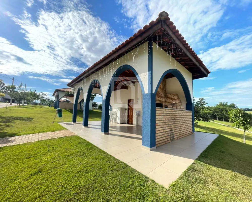 Casa de Condomínio à venda com 3 quartos, 246m² - Foto 4