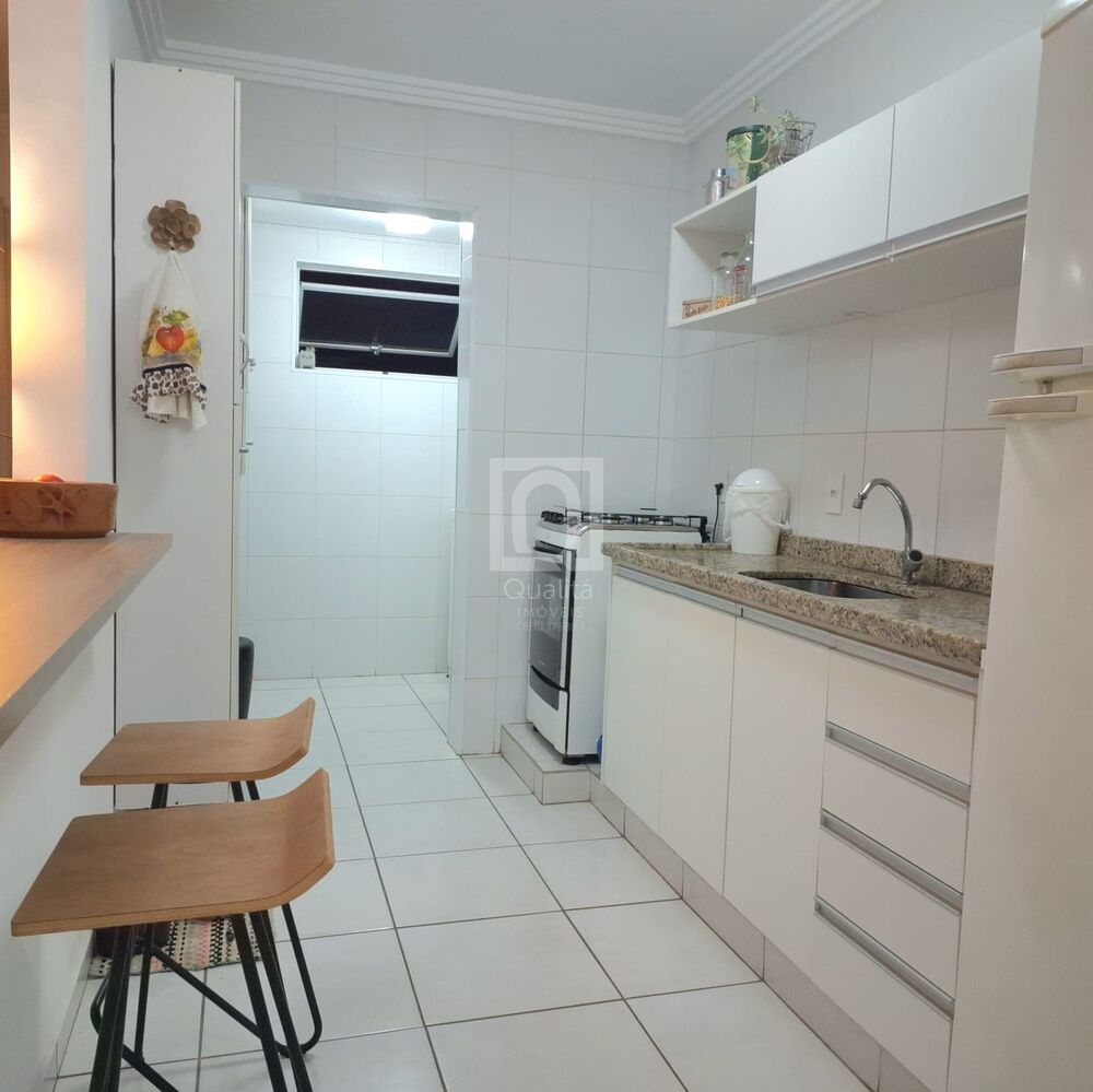 Apartamento à venda com 2 quartos, 63m² - Foto 1