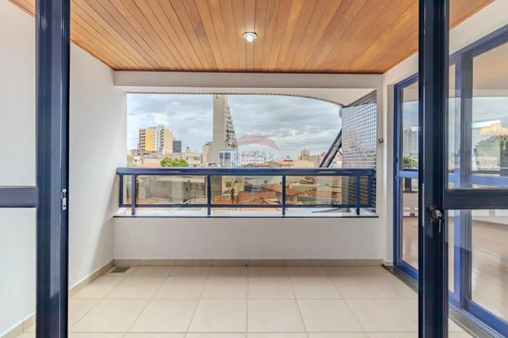 Apartamento, 3 quartos, 224 m² - Foto 2