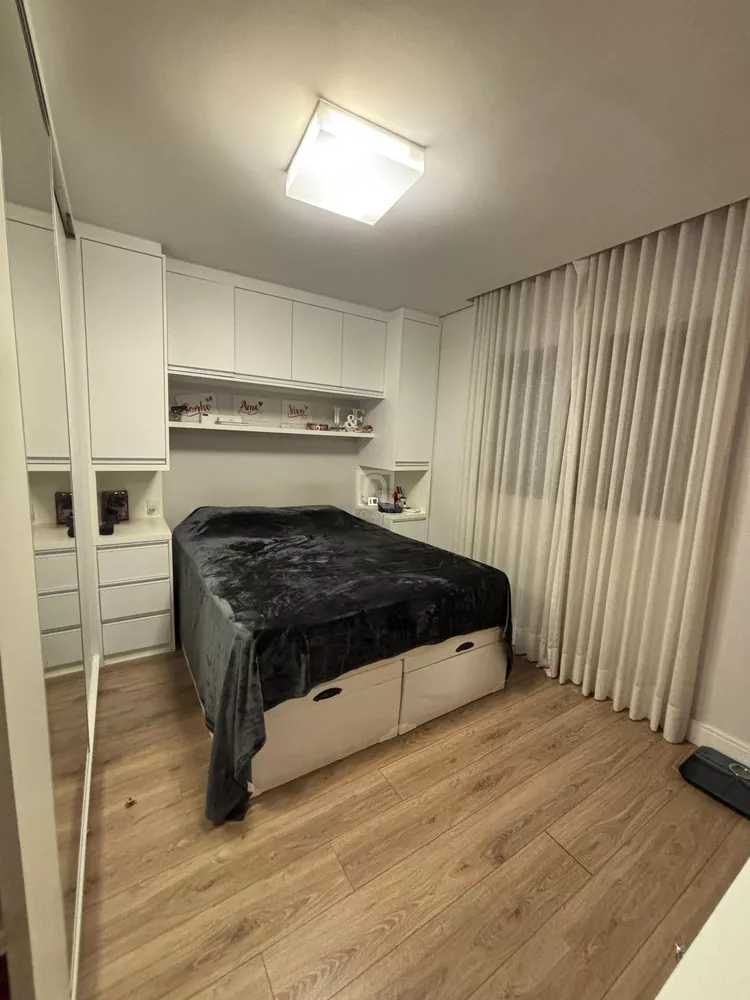 Apartamento à venda com 2 quartos, 70m² - Foto 11