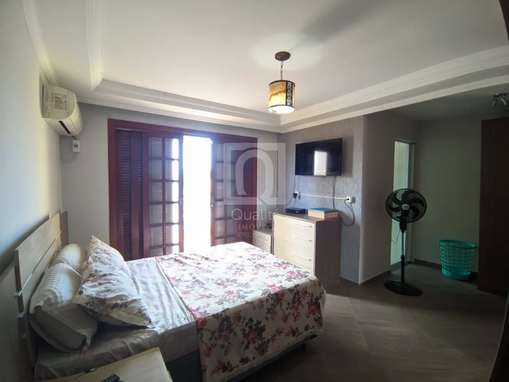 Sobrado, 3 quartos, 303 m² - Foto 4
