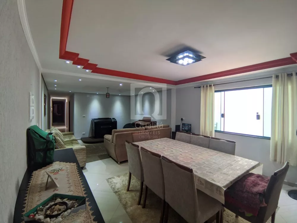 Sobrado à venda com 3 quartos, 303m² - Foto 4