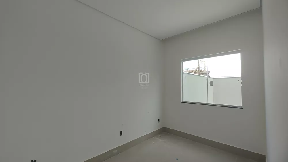 Casa de Condomínio à venda com 3 quartos, 184m² - Foto 3