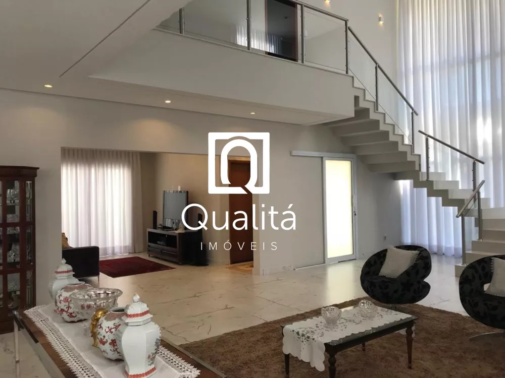 Casa de Condomínio à venda com 4 quartos, 350m² - Foto 1