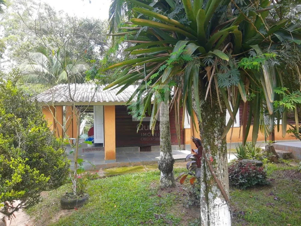 Chácara, 4 quartos, 6000 m² - Foto 1