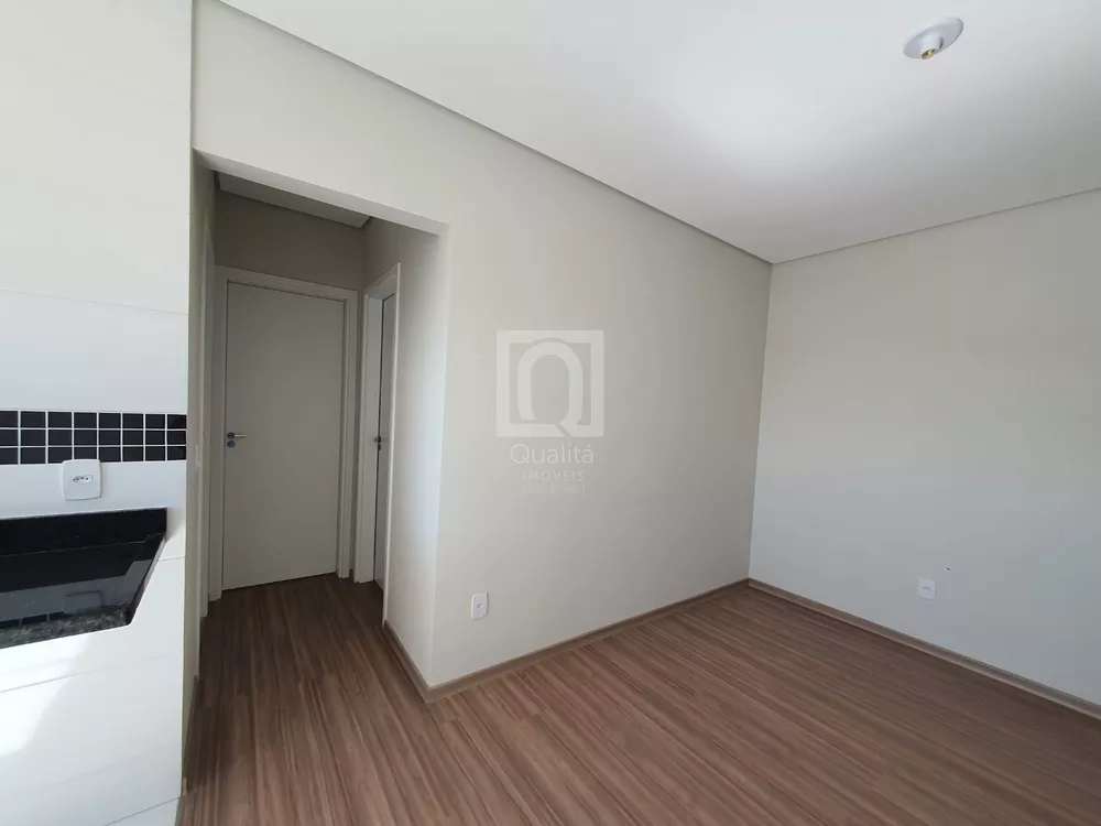 Apartamento à venda com 2 quartos, 46m² - Foto 3