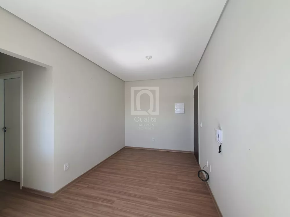 Apartamento à venda com 2 quartos, 46m² - Foto 2