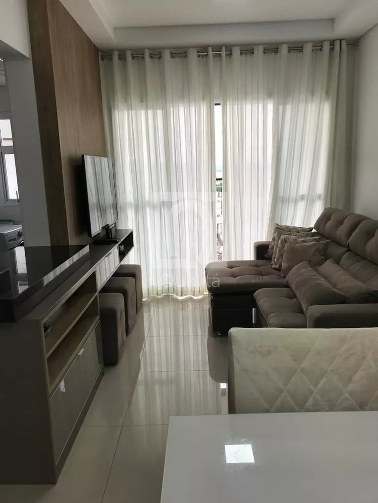 Apartamento à venda com 2 quartos, 66m² - Foto 4