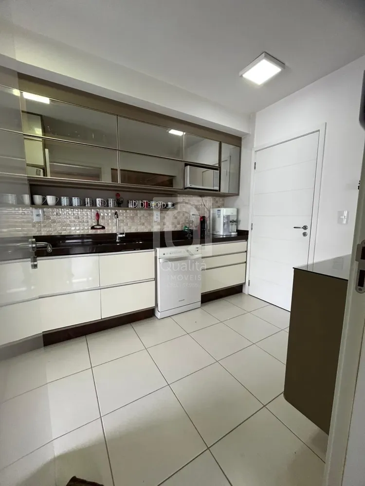 Apartamento, 3 quartos, 144 m² - Foto 1