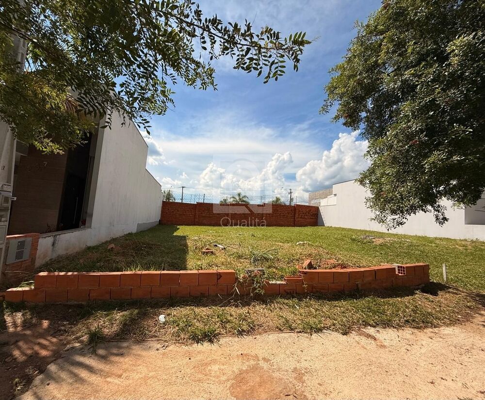Terreno à venda, 160m² - Foto 1