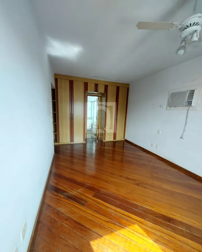 Apartamento à venda com 4 quartos, 200m² - Foto 3