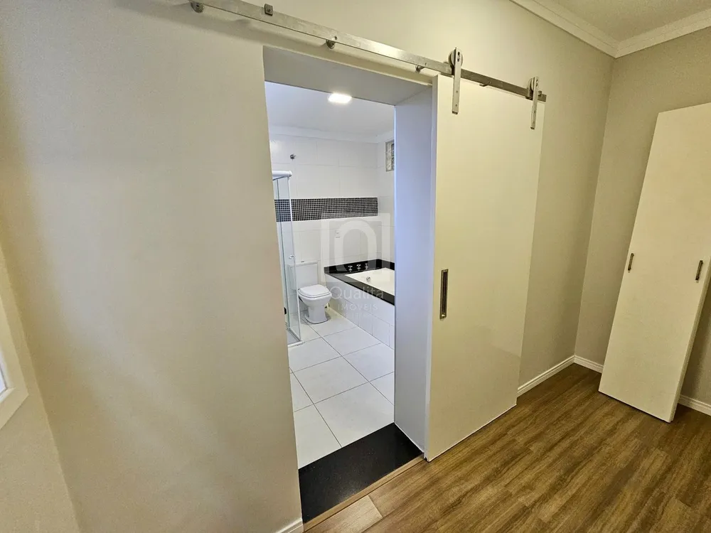 Casa, 4 quartos, 242 m² - Foto 6