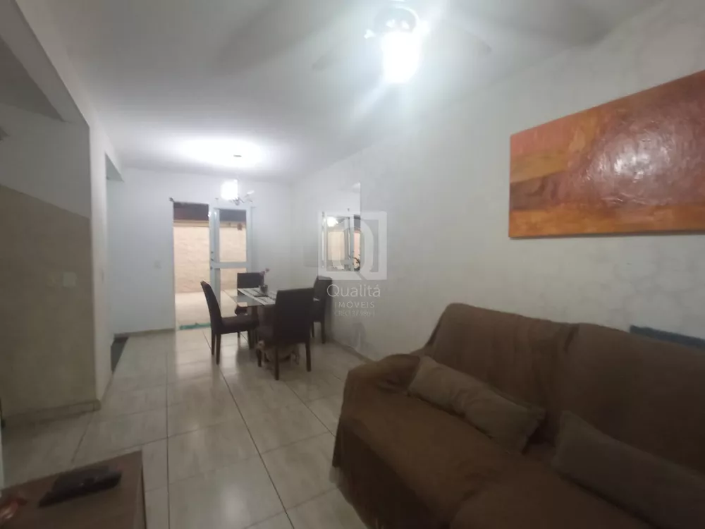 Casa de Condomínio à venda com 3 quartos, 165m² - Foto 2