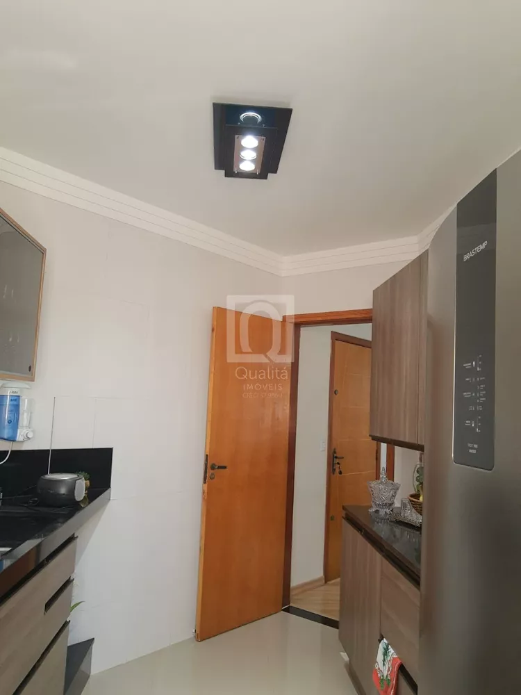 Apartamento à venda com 2 quartos, 60m² - Foto 5