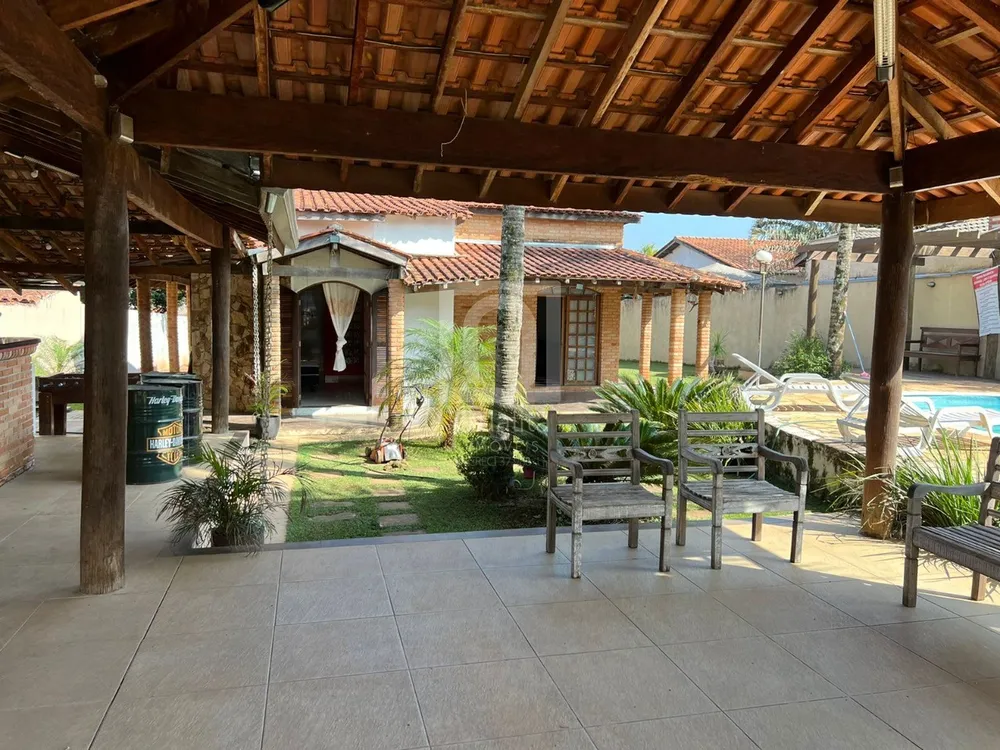 Chácara, 3 quartos, 1347 m² - Foto 4