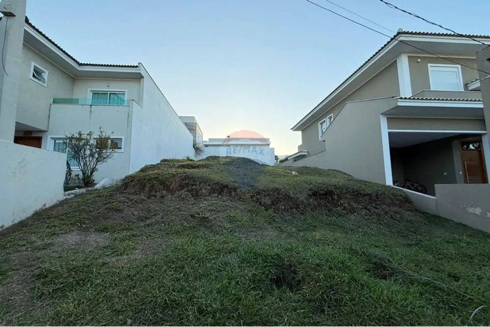 Terreno, 300 m² - Foto 1