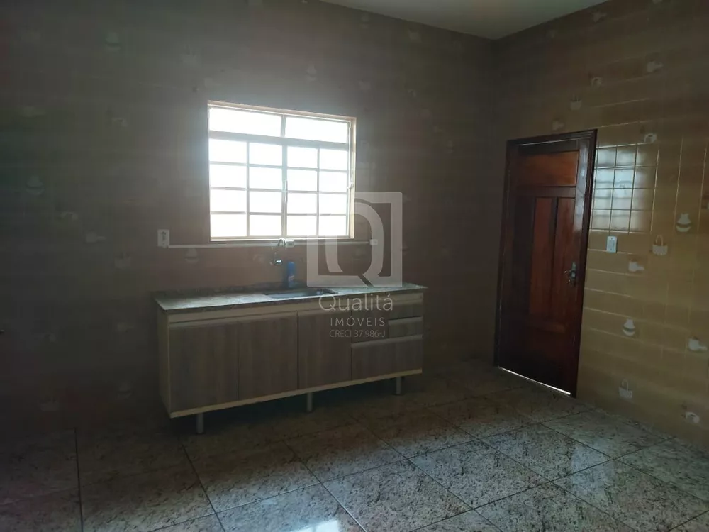 Casa à venda com 3 quartos, 152m² - Foto 3