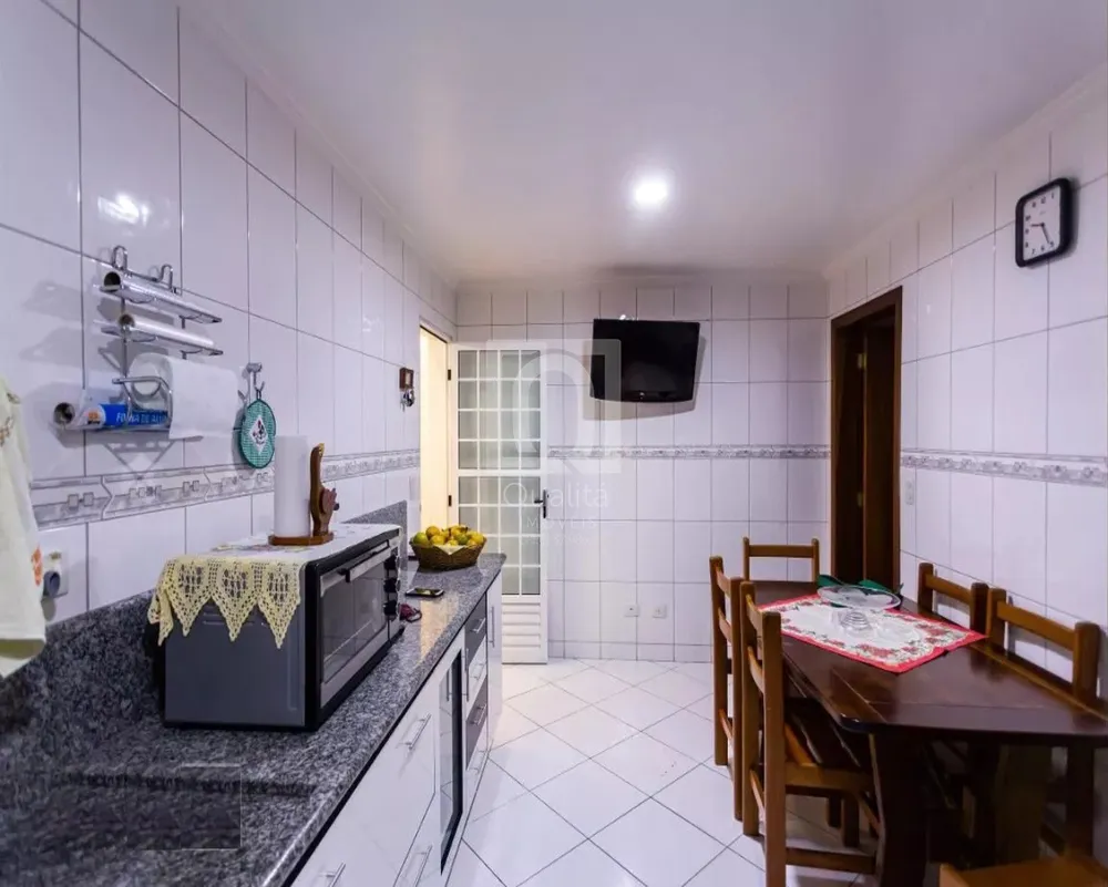 Sobrado, 5 quartos, 248 m² - Foto 1