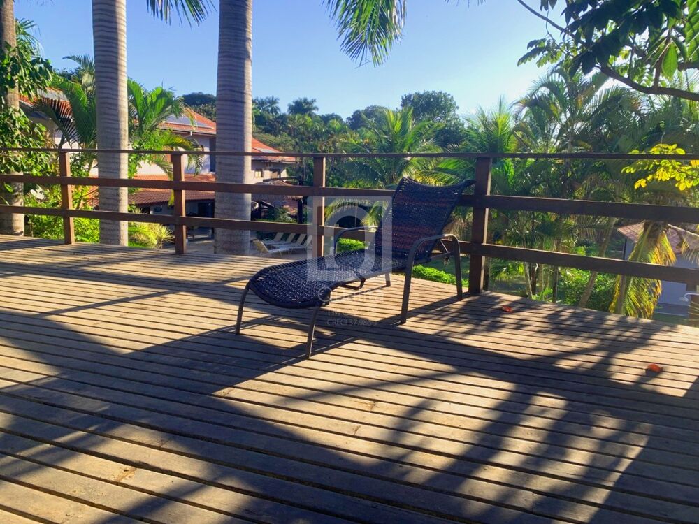 Chácara à venda com 5 quartos, 2500m² - Foto 1