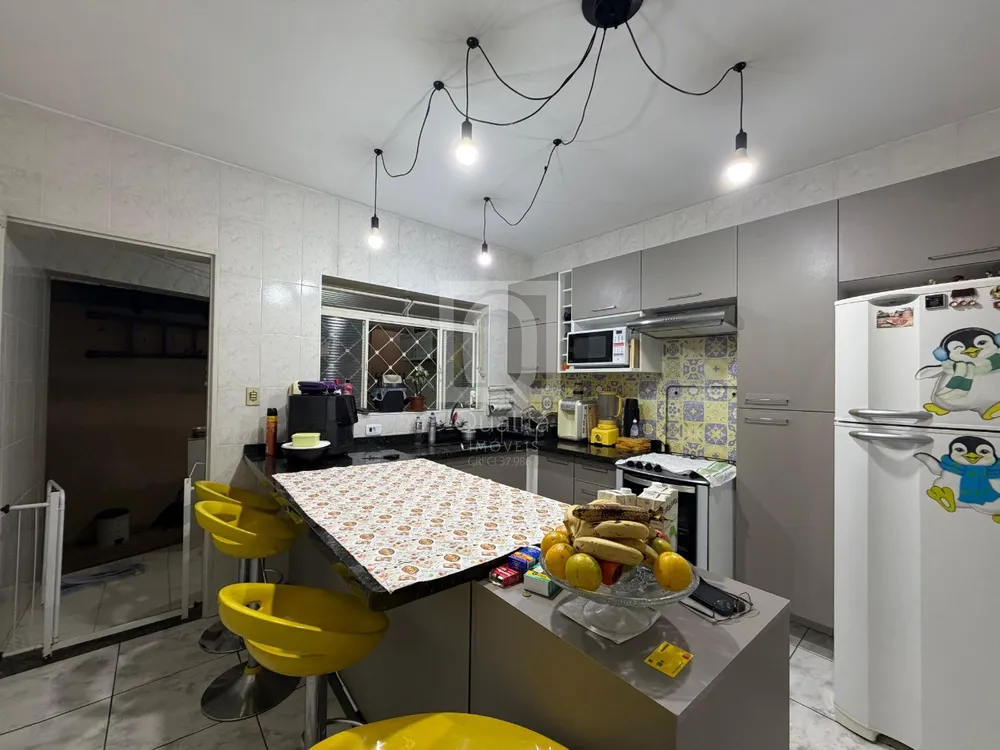 Sobrado, 3 quartos, 177 m² - Foto 2