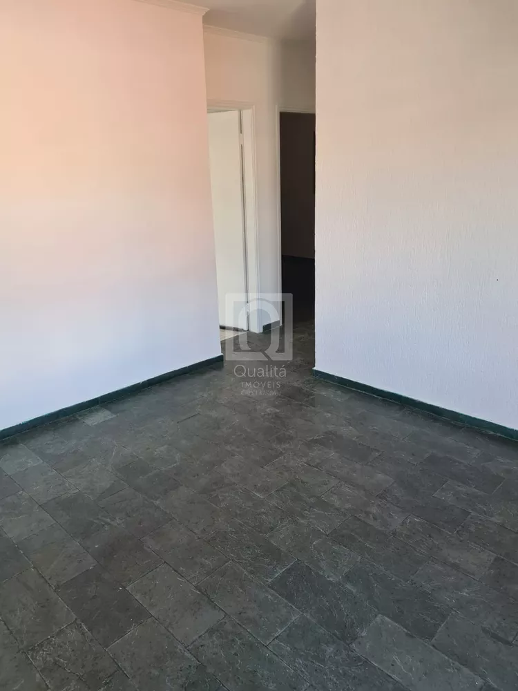 Apartamento à venda com 2 quartos, 62m² - Foto 3