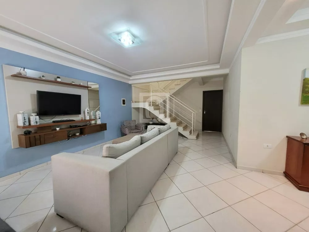 Sobrado à venda com 5 quartos, 357m² - Foto 4