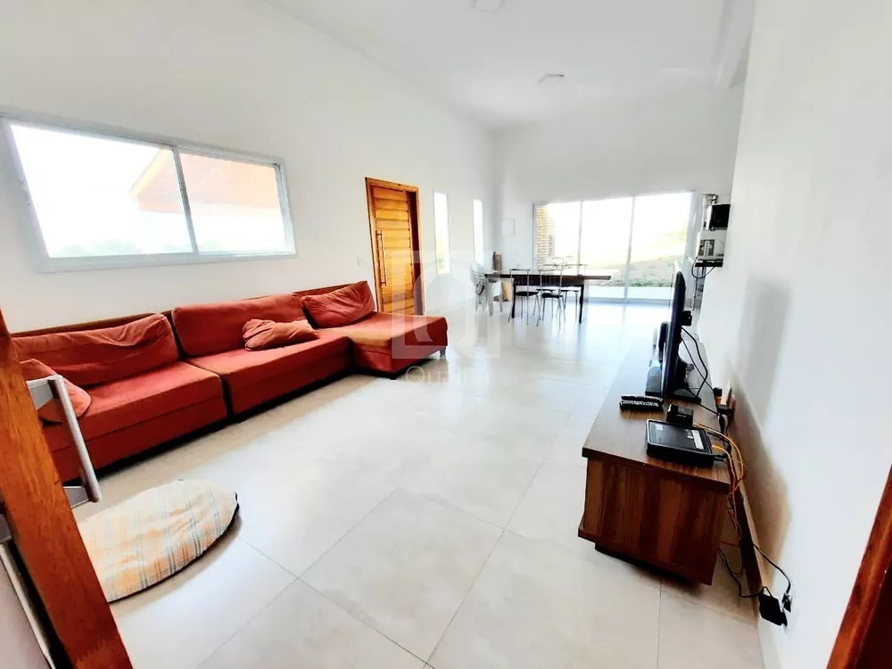 Casa de Condomínio à venda com 3 quartos, 152m² - Foto 1