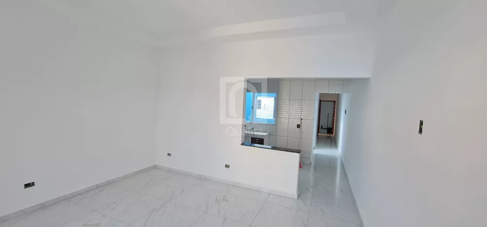 Casa à venda com 2 quartos, 125m² - Foto 1