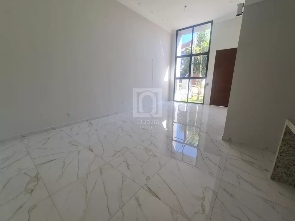 Casa de Condomínio à venda e aluguel com 3 quartos, 197m² - Foto 2