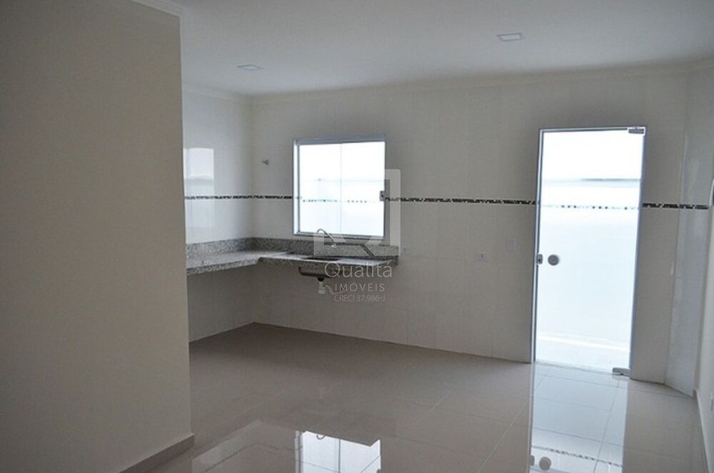 Sobrado à venda com 2 quartos, 90m² - Foto 2